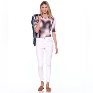 Gap Midrise True Skinny Ankle Jeans. White. Size 27.